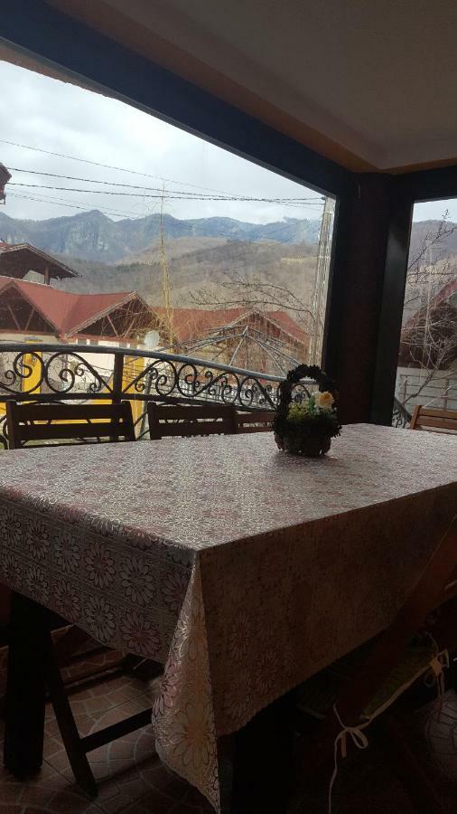 Casa Dodoc Hotel Caciulata Eksteriør billede